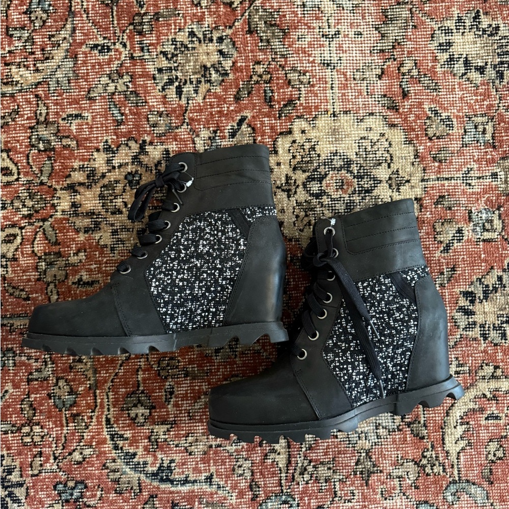 Sorel Black Combat Moto Boots with Tweed Panels and Zipper Closure